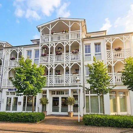 Haus Having Apartment *